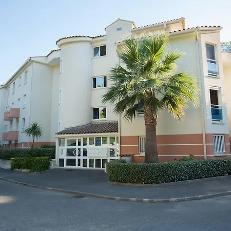 Quiet And Cozy 1br Close To And Services Apartamento *